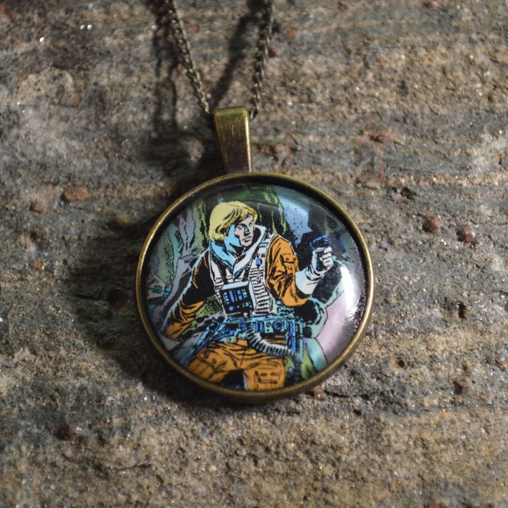 HANDMADE Luke Skywalker X-wing Pilot Star Wars Classic Comics Necklace